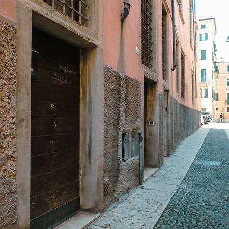 Carega City Center Apartment Verona Esterno foto