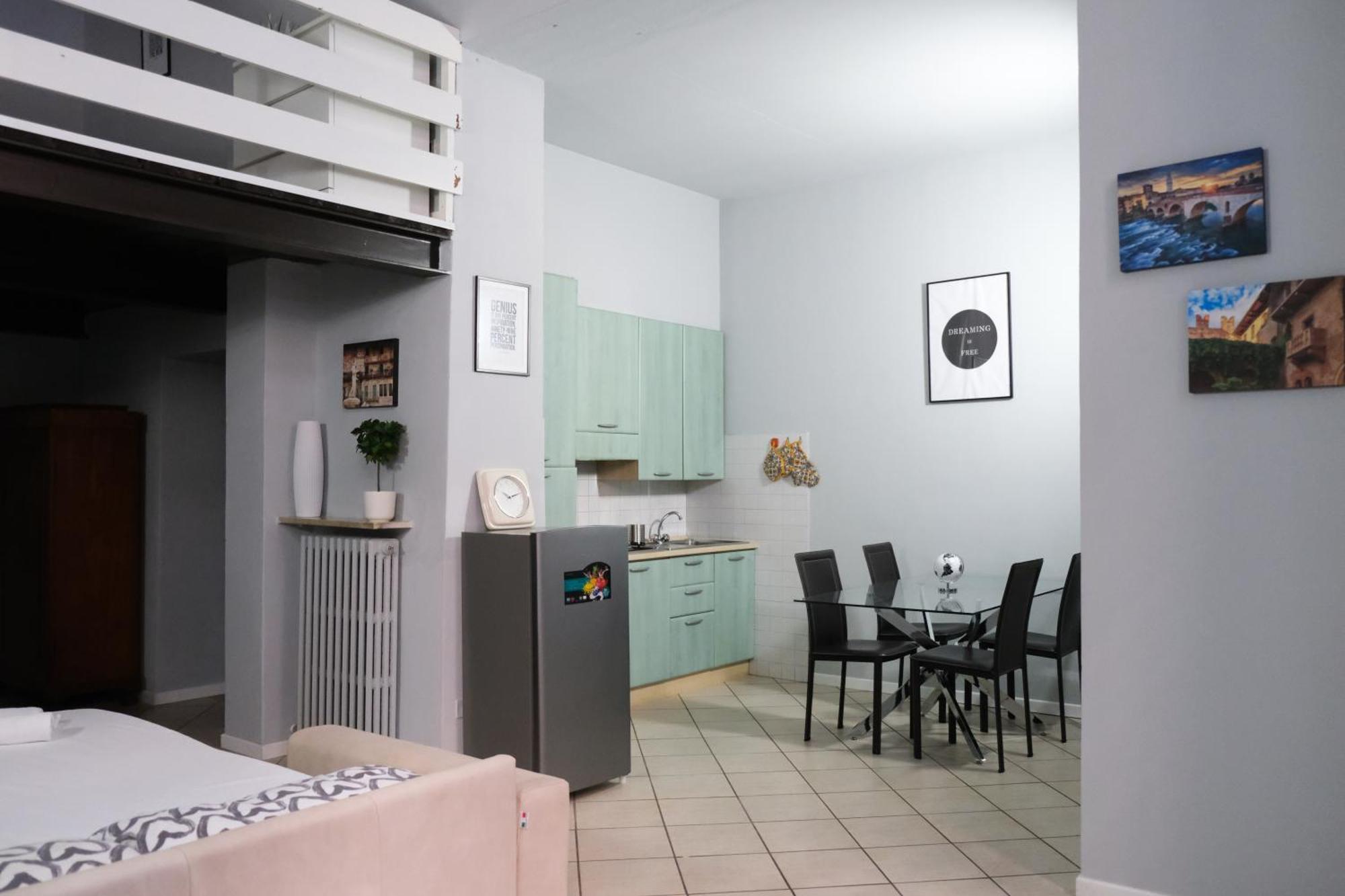 Carega City Center Apartment Verona Esterno foto